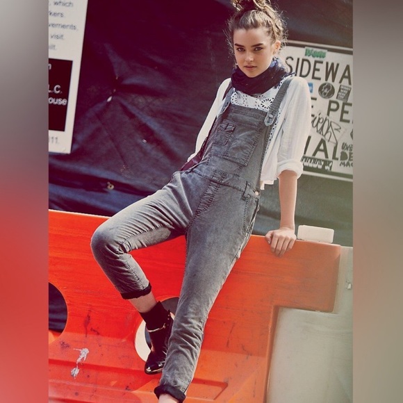 Free People Through the Woods Distressed Corduroy Overalls - Size 26 - Picture 13 of 13